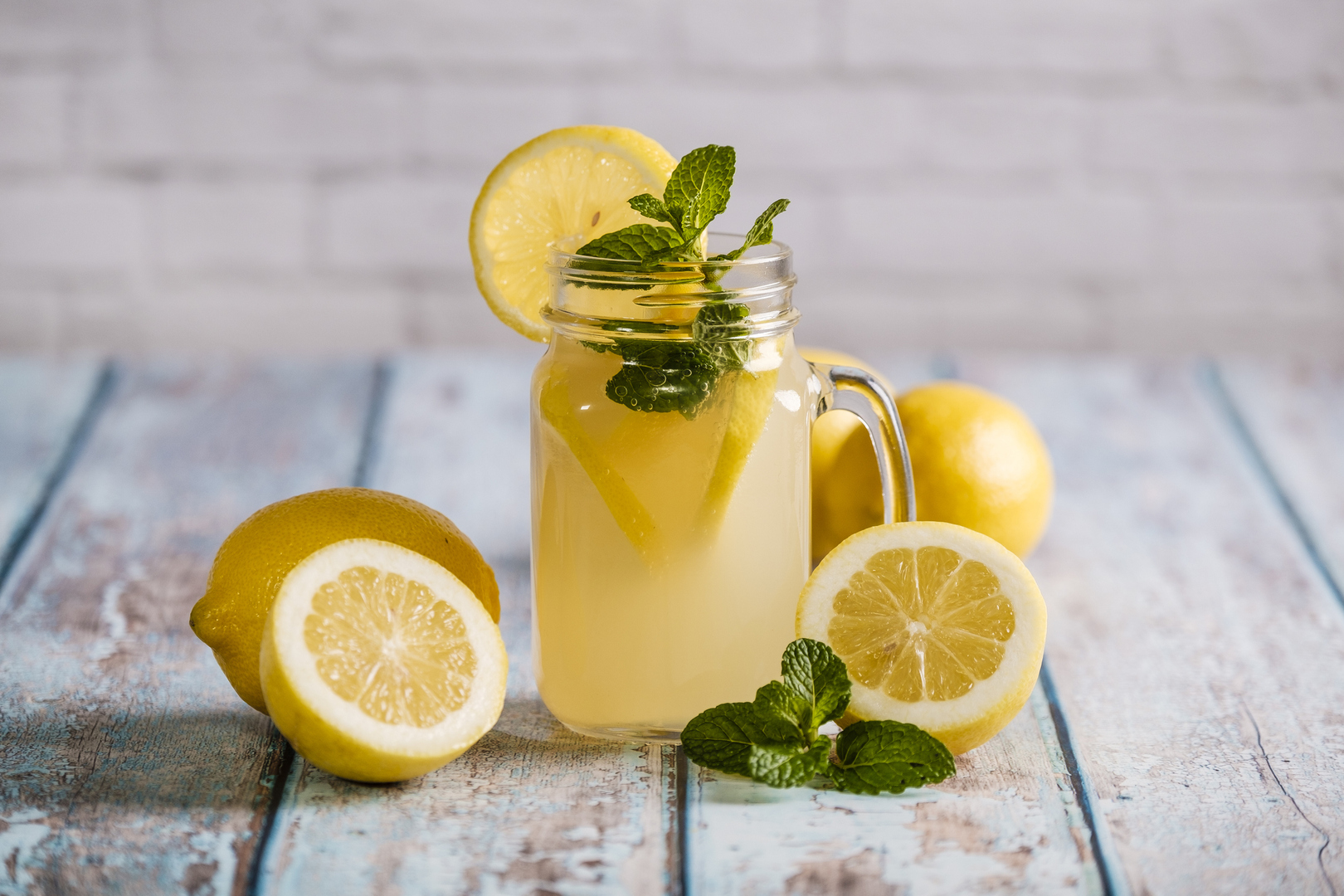 طريقة انقاص الوزن باستخدام الليمون