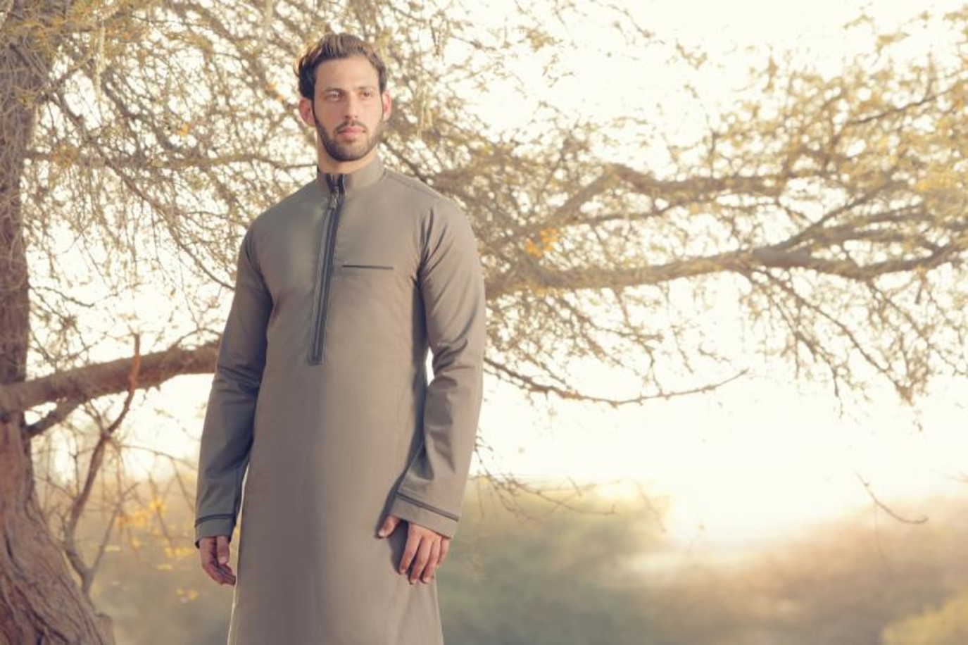 تصاميم جديدة للثوب السعودي تثير الجدل
