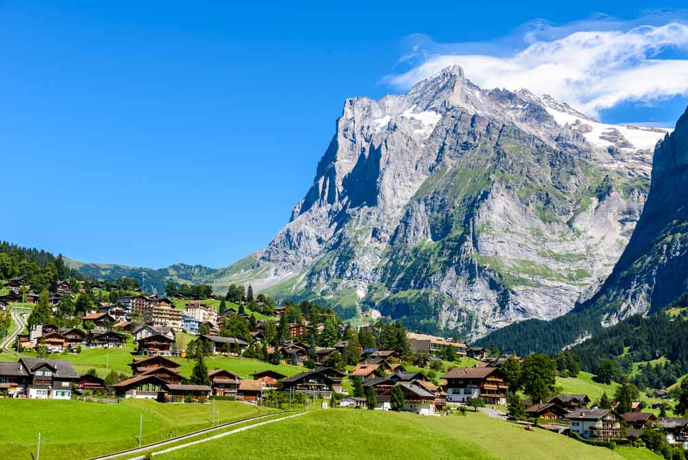 السياحة في جريندلوالد السويسرية
